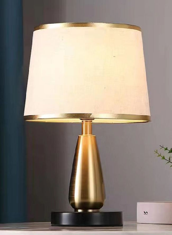 Nordic Bedroom Bedside Golden Table Desk Lamp Modern Lighting Living Room Home Decoration Lamps by Gloss (T9694)