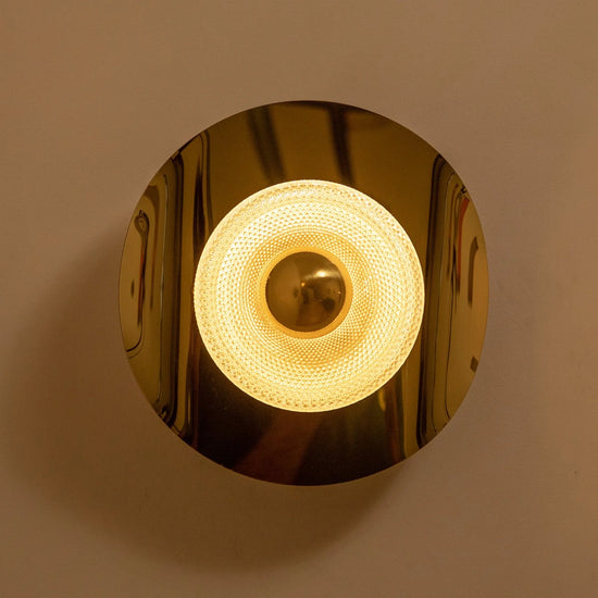 Acrylic Bedside LED Wall Light by Gloss (MB8101S)