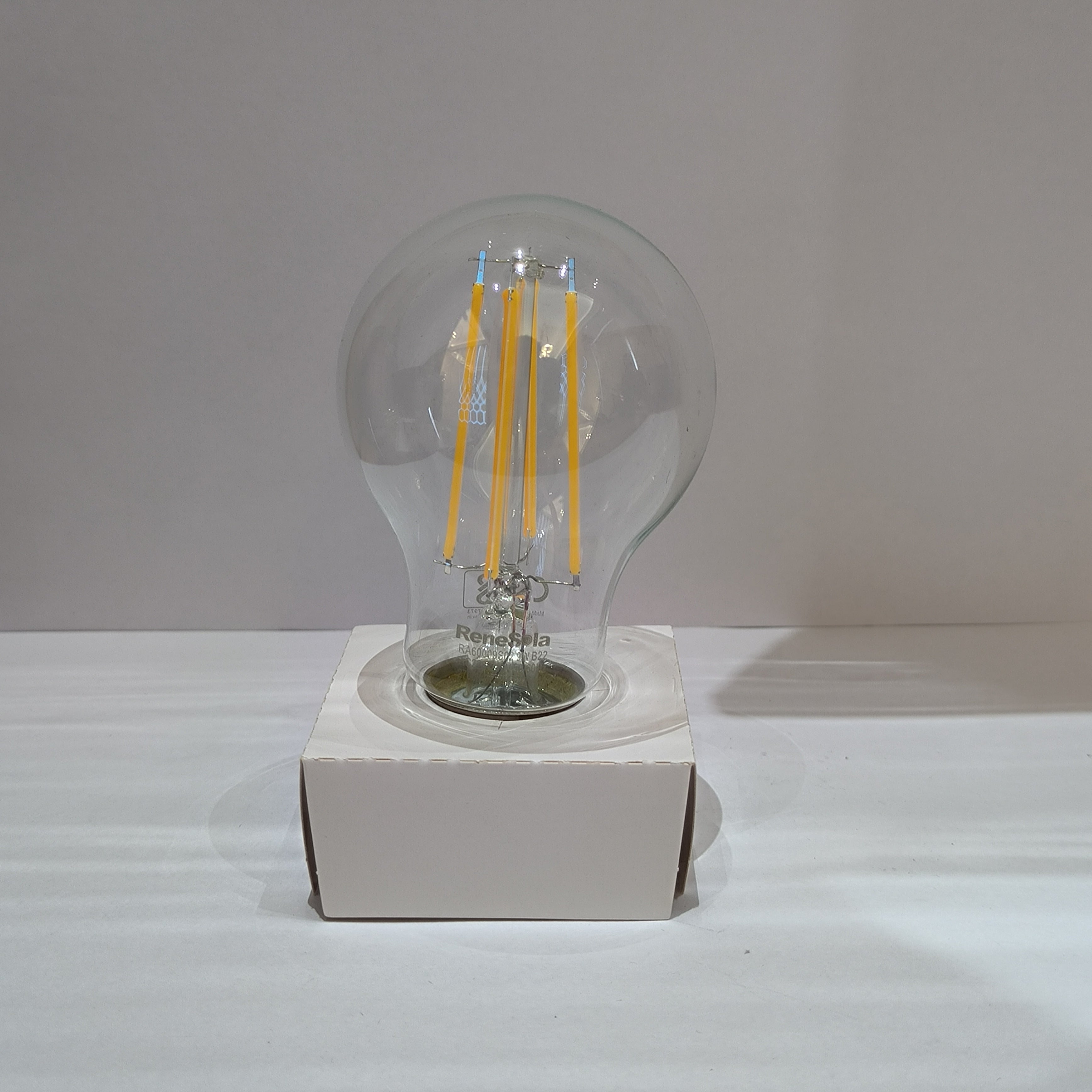 The Best Price on Renesola 9W LED Filament Bulb: Round Shape, B-22, Renesola Color
