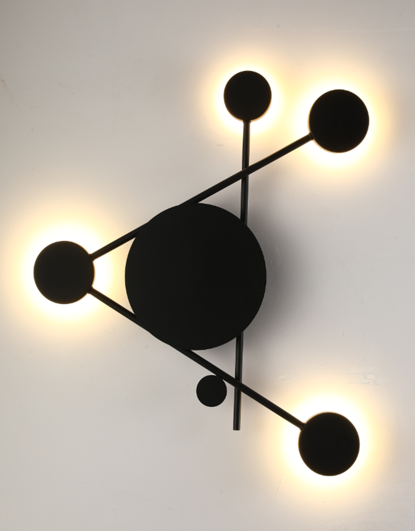 9026 Modern LED Wall Lamp for Living Room Round Metal Art Design Lighting for Restaurant Decoration
