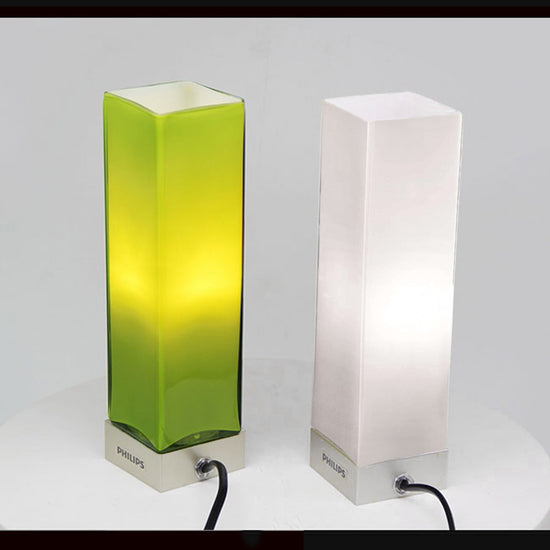 Load image into Gallery viewer, Room Stylers Philips QDS306 Table Lamp 
