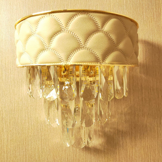 Load image into Gallery viewer, Leather Design Crystal Wall Lamp by Gloss (SR88205)
