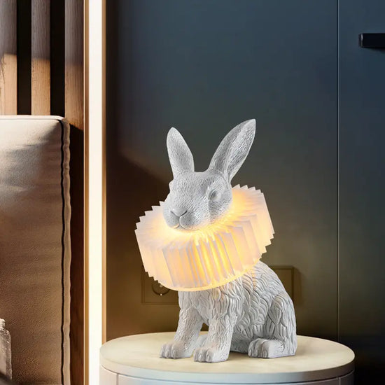 Unique Design home decor interior accessories modern decorative accents resin sit and stand rabbit statue shape LED light table lamps by Gloss (T2627)